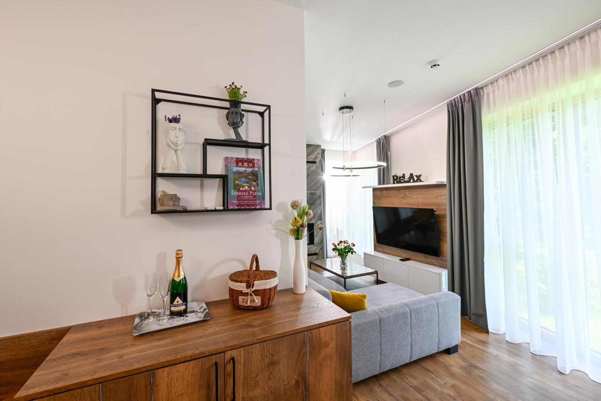 Hotel Ovruc - Rodinny Apartman 111 Štrbské Pleso Eksteriør billede