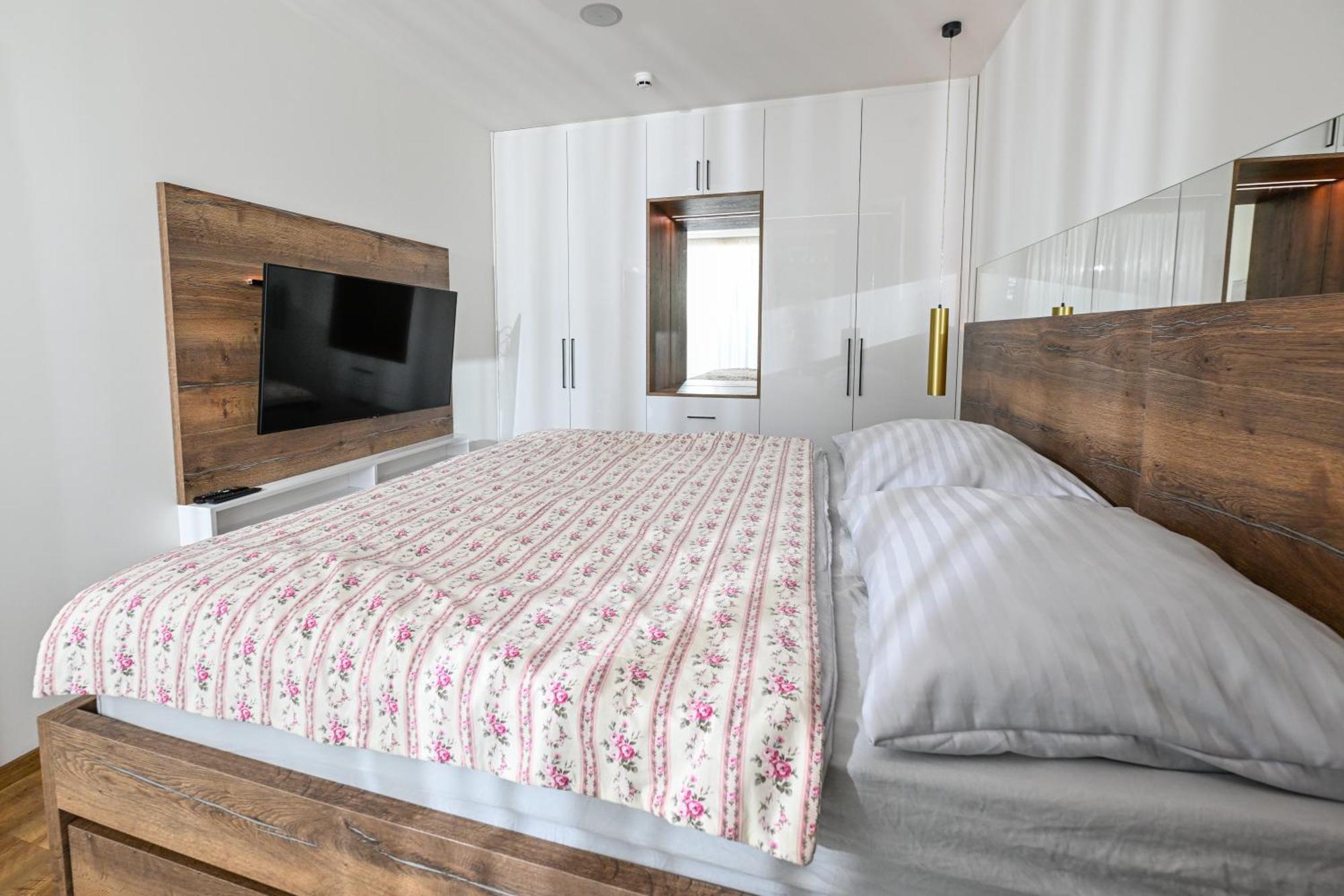 Hotel Ovruc - Rodinny Apartman 111 Štrbské Pleso Eksteriør billede