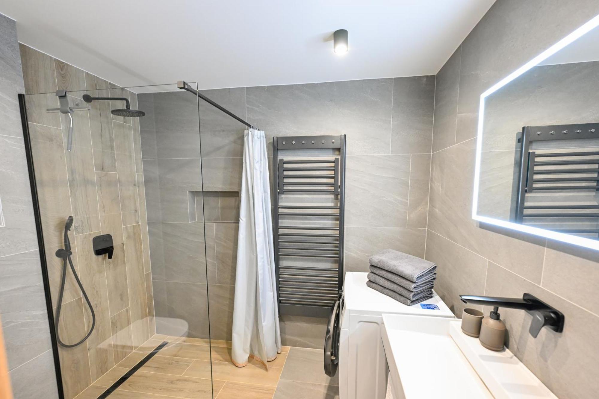 Hotel Ovruc - Rodinny Apartman 111 Štrbské Pleso Eksteriør billede